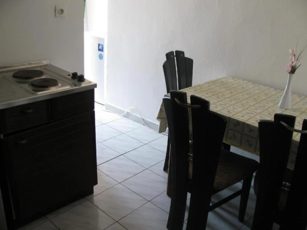 Apartments Lory Rabac